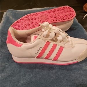 Adidas samoas